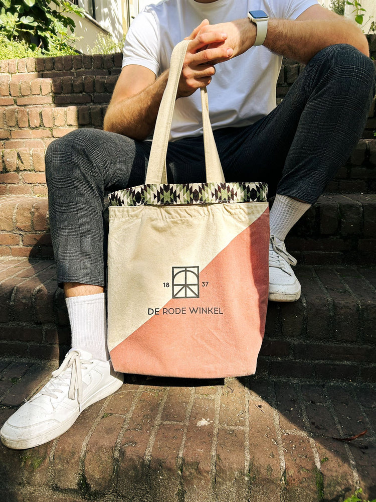 Orderly Totes