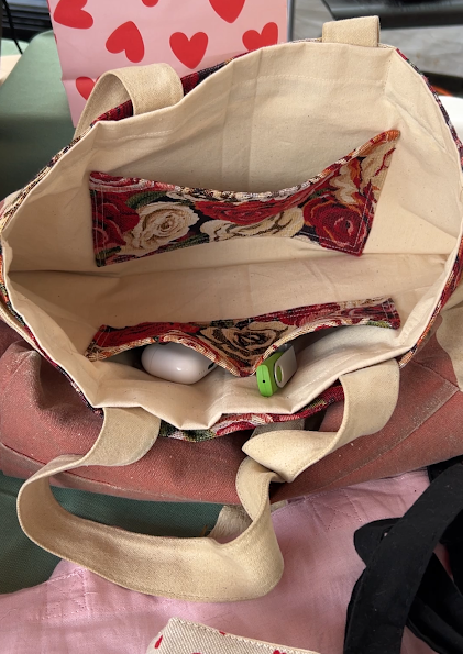 Serene Tote - Rode Rozen (met platte bodem)