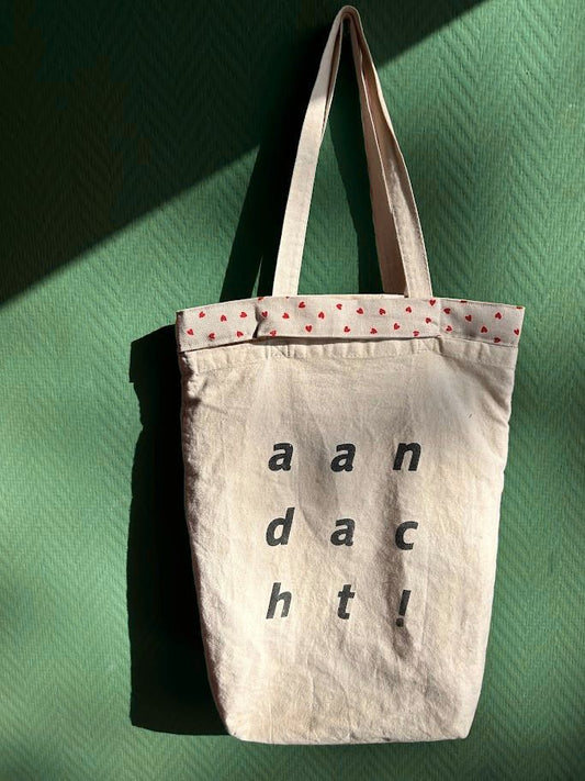 Loved Tote - Hartjes (met platte bodem)