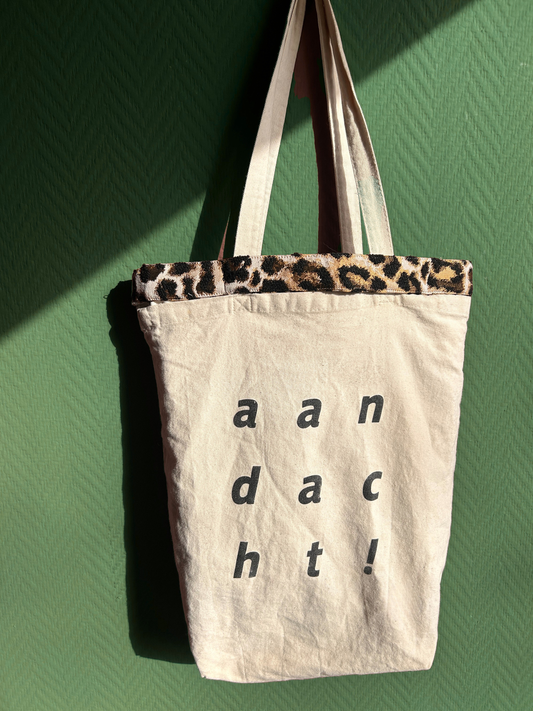 Tamed Tote - Lichte Panter (met platte bodem)