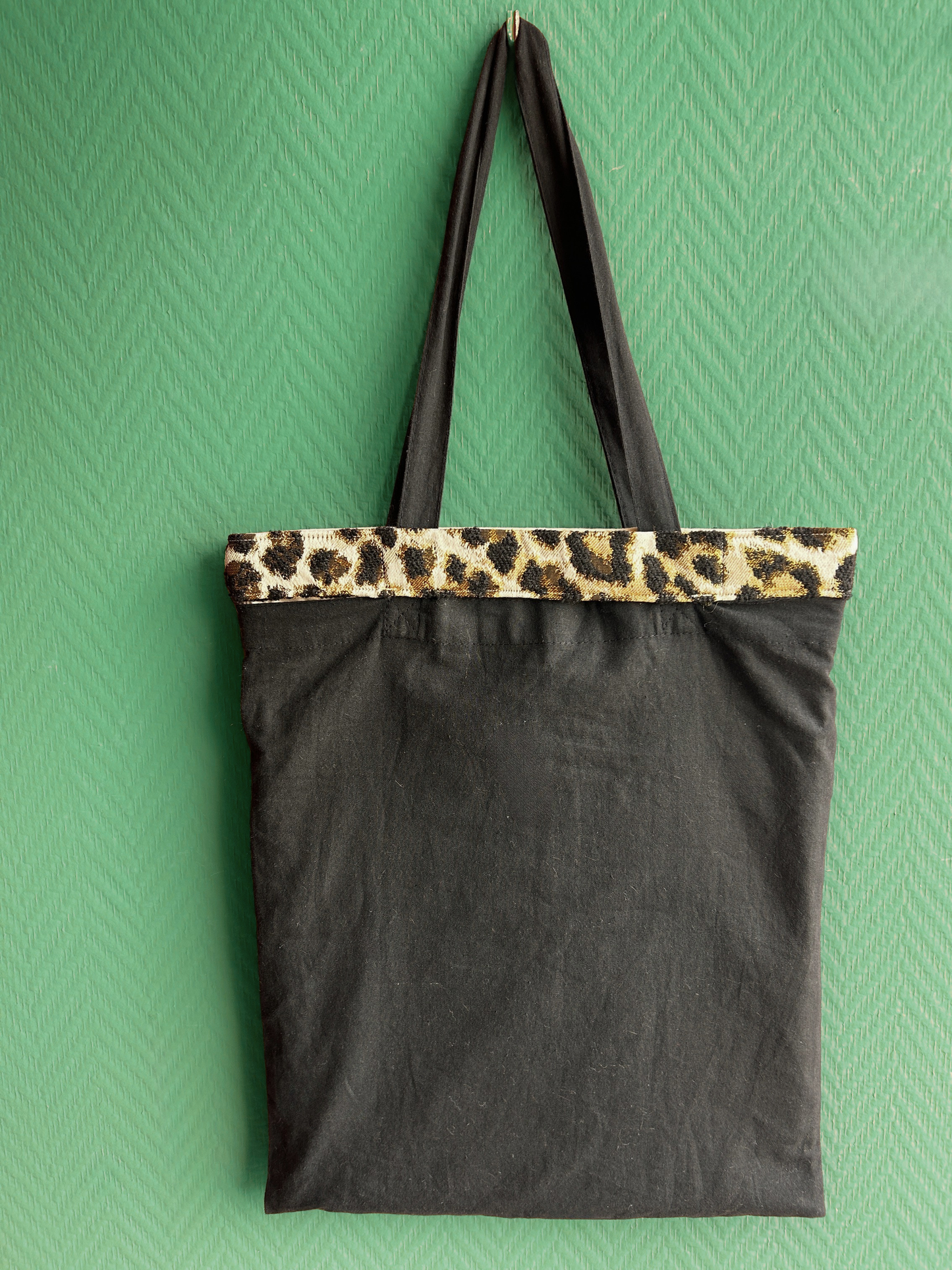 Tamed Tote - Panther