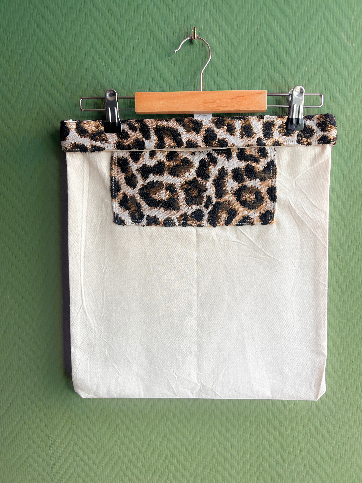 Tamed Tote - Panther