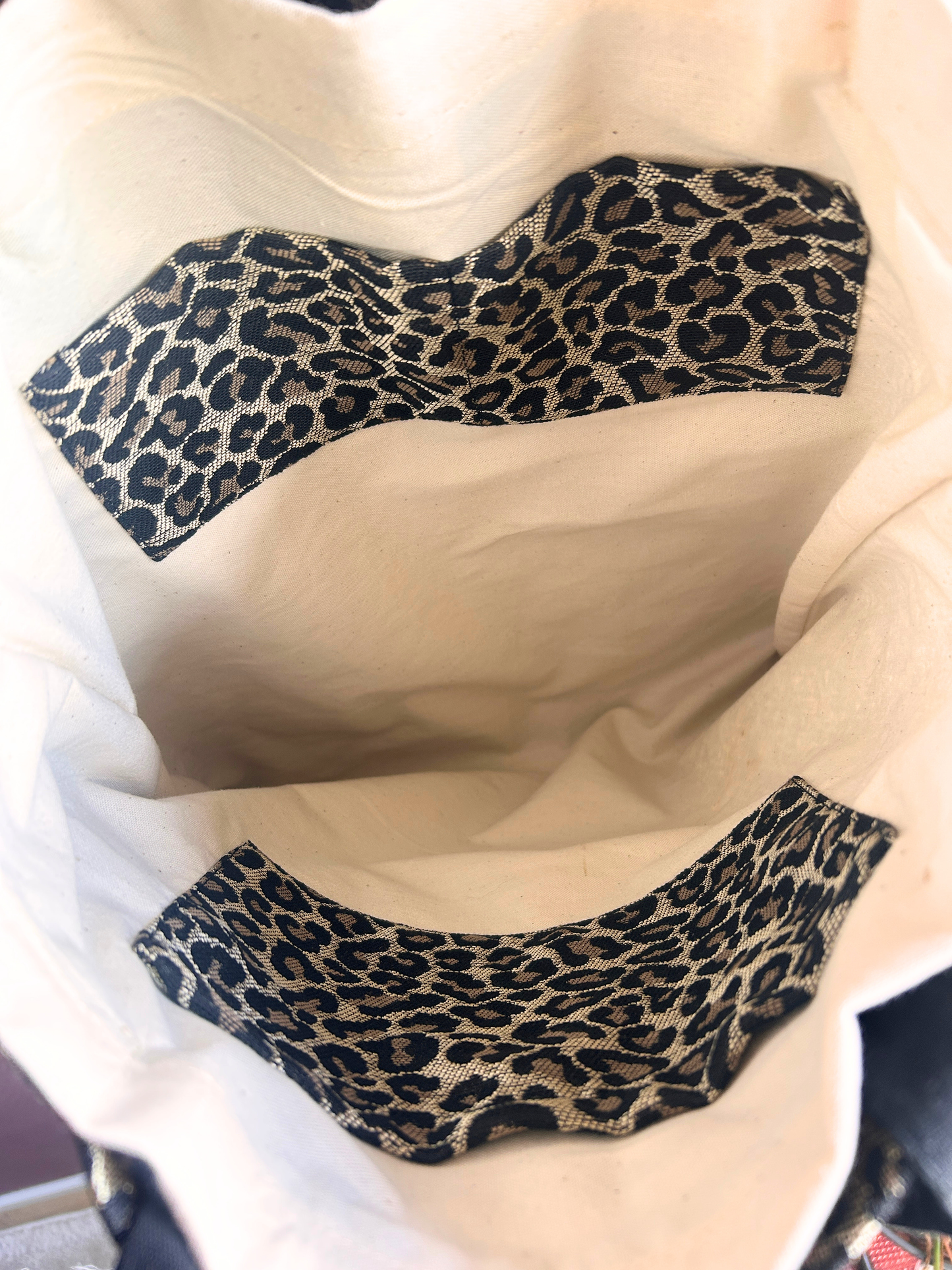 Tamed Tote - Panther
